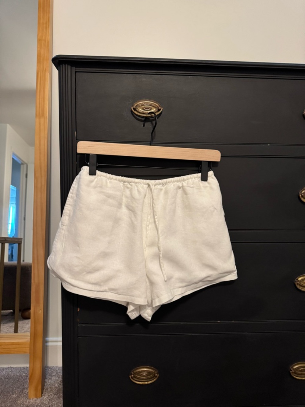 Women’s Reformation's White Drawstring linen Shorts